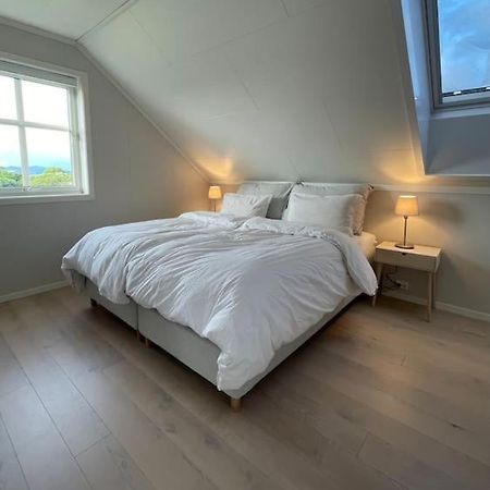 House With 5 Bedrooms, 2 Bathrooms, Available For Ons Stavanger Exterior photo